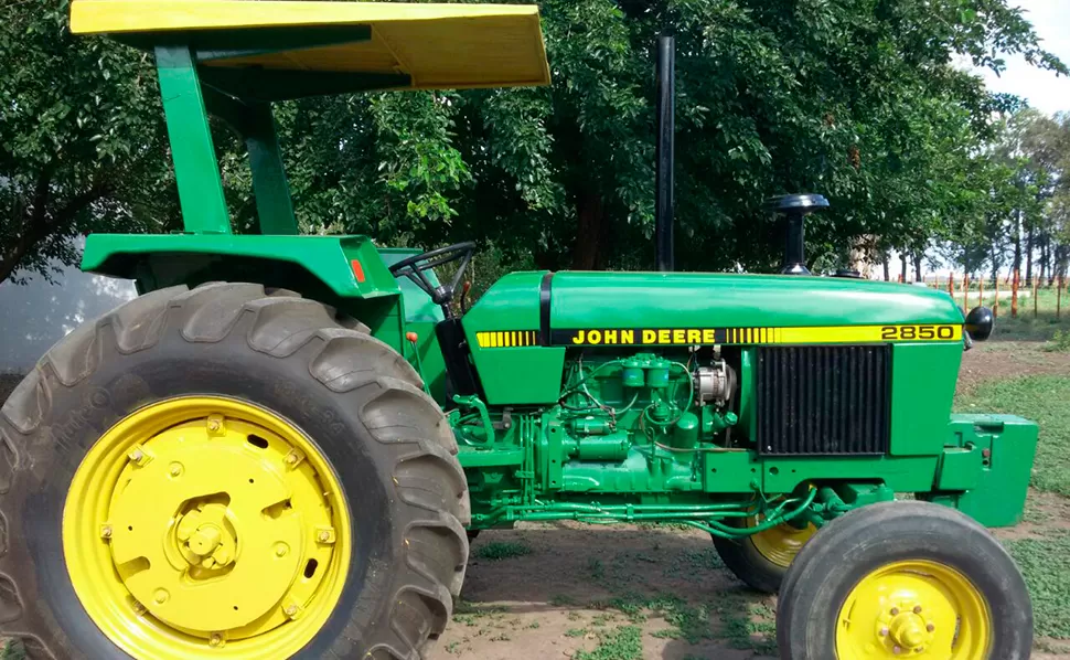 Robaron un tractor en una finca de Burruyacu