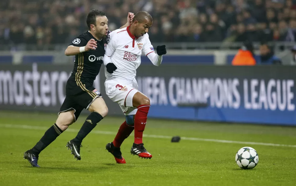 Sevilla  igualó en cero ante Olympique y pasó a octavos de final