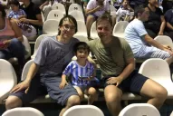 Esa alegría especial por llevar a su hijo al “Monumental” por primera vez