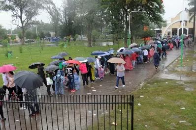 La Reducción: la lluvia acobardó a muchos fieles, pero no logró apagar la devoción a la Virgen