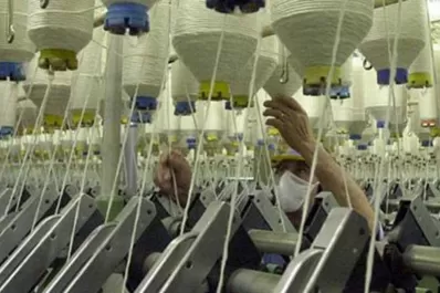 La Cámpora reclama a Manzur que atienda la crisis de la industria textil