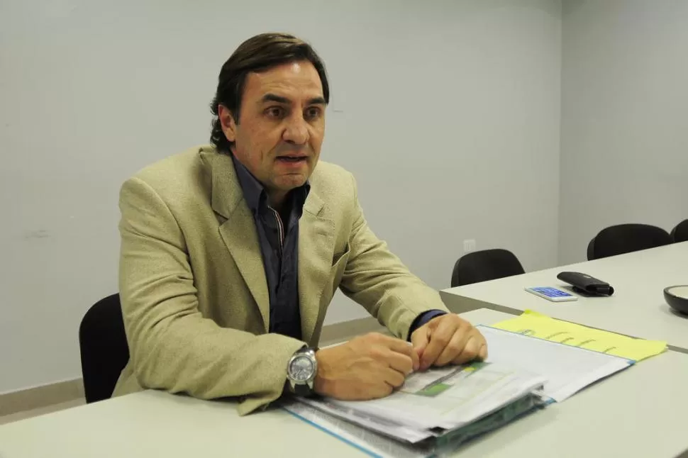 LUIS BRODERSEN. El legislador de PROA en una visita a este diario. la gaceta / foto de analía jaramillo