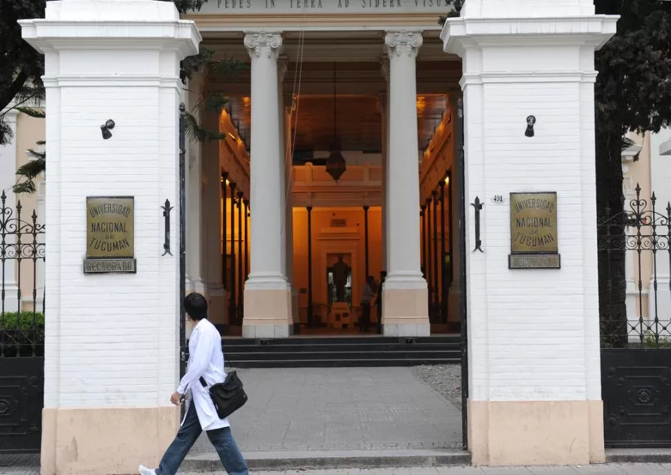 EN PRIMER LUGAR. Según la planilla del Gobierno nacional, la UNT fue la que más fondos recibió por ese programa. la gaceta / foto de héctor peralta