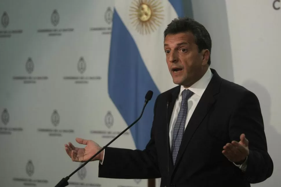 CON ÉNFASIS. En una carta pública enviada al jefe de Estado, Massa le remarcó a Macri que “su responsabilidad es gobernar para todos”. DYN