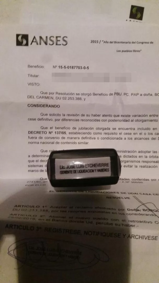 SELLO APÓCRIFO. Lo secuestró la Policía en la casa del acusado. 