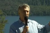 Atacaron a pedradas el auto de Mauricio Macri