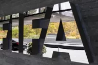 Los clubes advertirán a la FIFA que no se reanudará el fútbol si no cobran el dinero de la TV