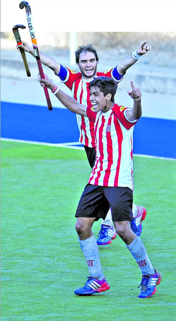  MUCHO PARA FESTEJAR. Cárdenas le aportó al “Santo” su calidad técnica, su talento y sus goles, no sólo en Juveniles sino también en Primera. la gaceta / foto de diego aráoz