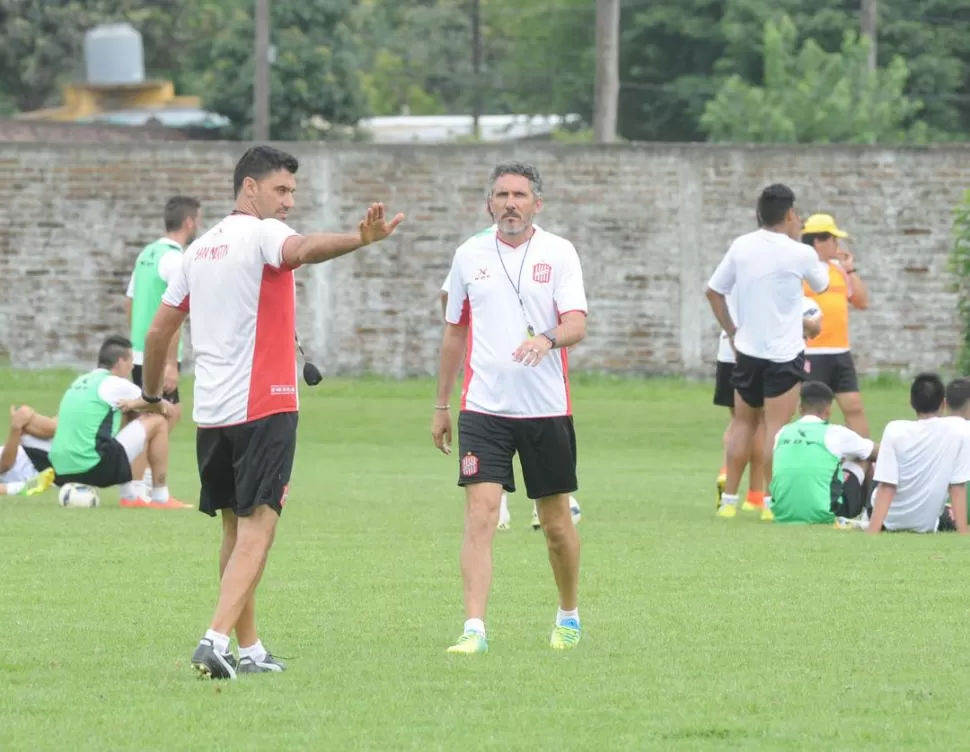 DÍAS DE DEFINICIONES. Con las vueltas de Diego Cagna -derecha- y del profesor Diego Riberi a nuestra capital, empezará a definirse quiénes viajarán a la pretemporada a realizarse en Perico (Jujuy). la gaceta / foto de héctor peralta (archivo)