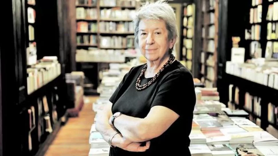 ENTRAMADO. Tres lenguajes trazan la memoria en la obra de Molloy.  