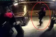 Video: el momento en que el atacante de Estambul abre fuego