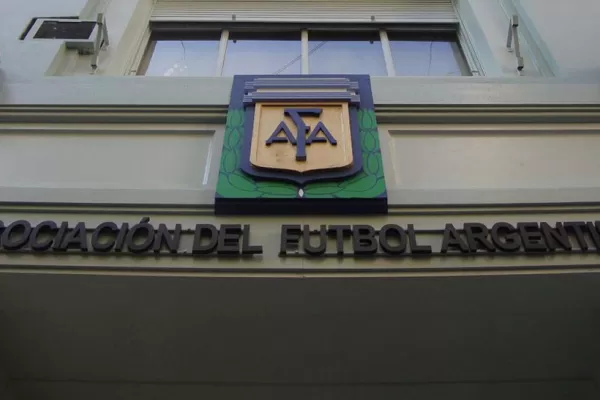 Convocarán una asamblea en AFA para denunciar una acefalía