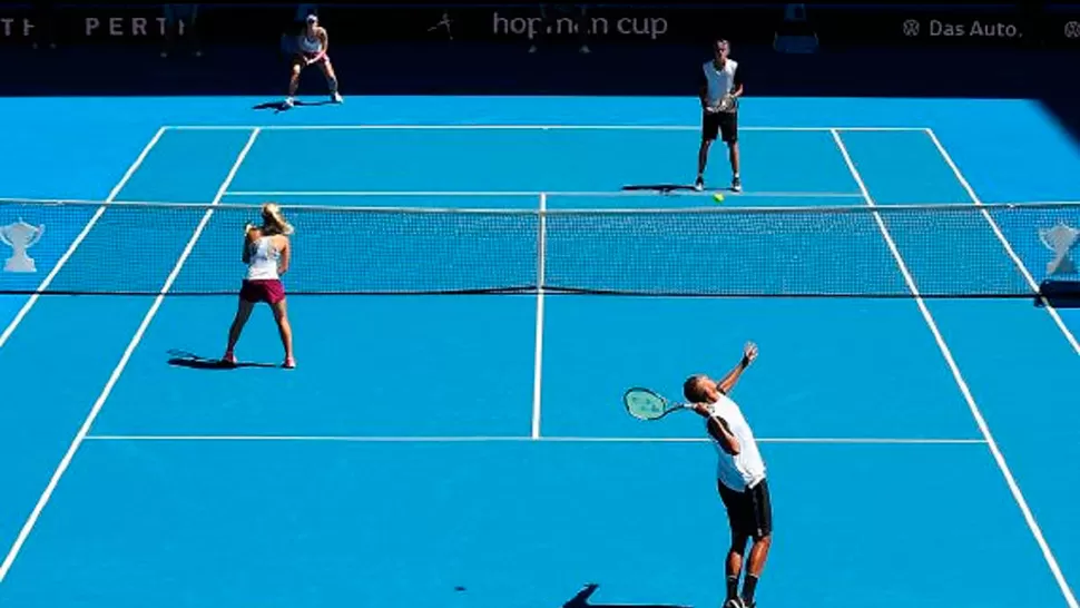 DESDE AUSTRALIA. La Copa Hopman es un campeonato donde tenistas masculinos y femeninos forman un equipo.