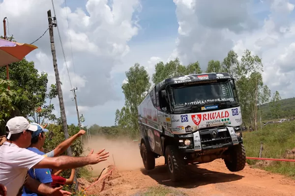 Video: el Dakar ya viaja rumbo a Tucumán
