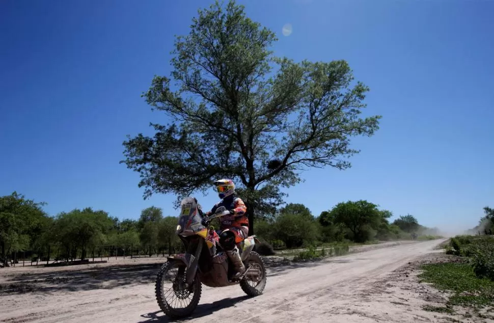 CLARO DOMINADOR. El australiano Toby Price, con una KTM, consiguió una aplastante victoria y pasó a liderar la general. fotos de reuters