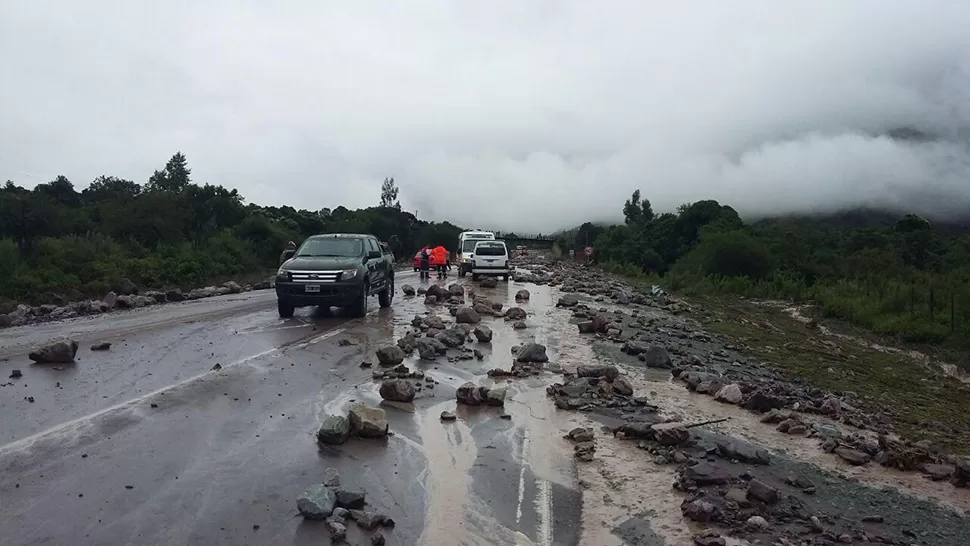 ACCESOS. Rutas intransitables por el alud y las lluvias de los últimos días. FOTO TOMADA DE JUJUY AL MOMENTO.