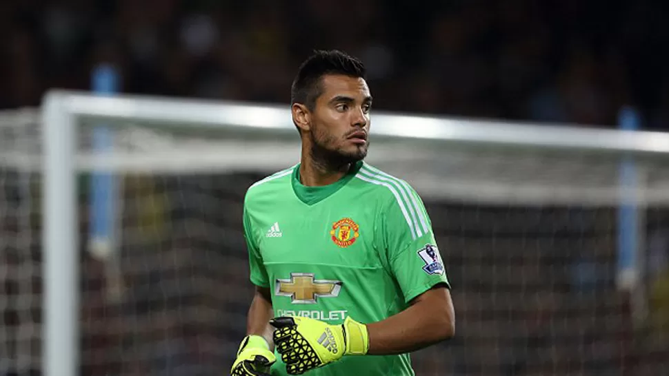 SERGIO ROMERO SEGUIRÁ EN MANCHESTER (ARCHIVO)