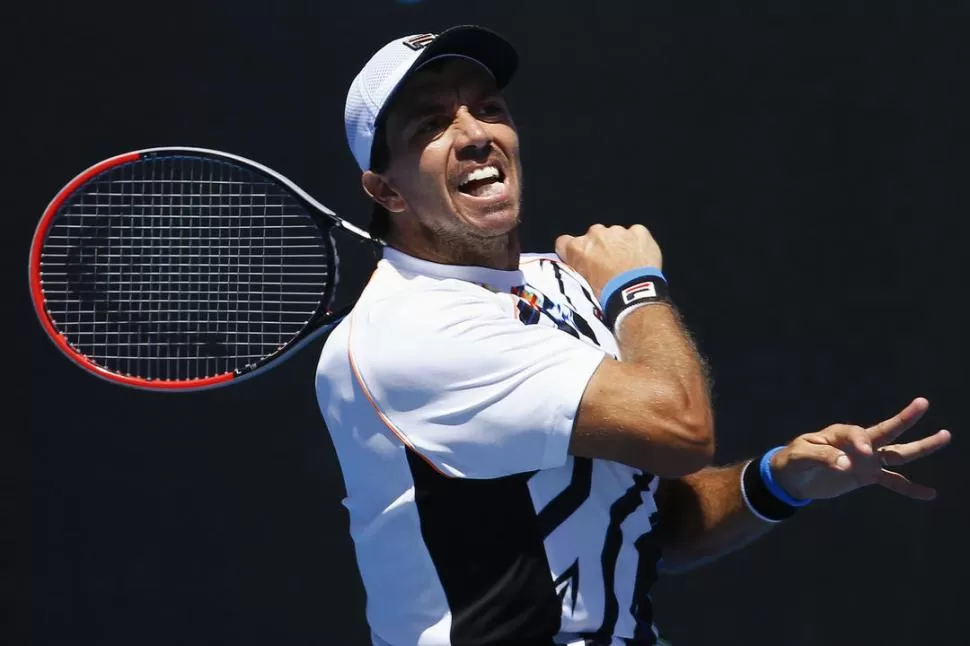 NADA POR HACER. “Charly” Berlocq perdió por un triple 6-1 con Gasquet. reuters 