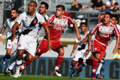 River se despidió con derrota de la Florida Cup y con Driussi lesionado