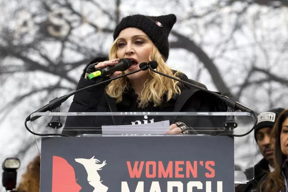 MADONNA EN LA MARCHA DE LAS MUJERES EN WASHINGTON. FOTO TOMADA DE ELNUEVOHERALD.COM