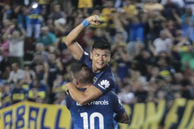 Boca, con una ráfaga de buen fútbol le ganó a Estudiantes