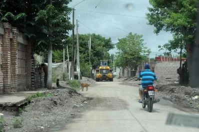 El progreso llega de a poco al barrio La Costanera