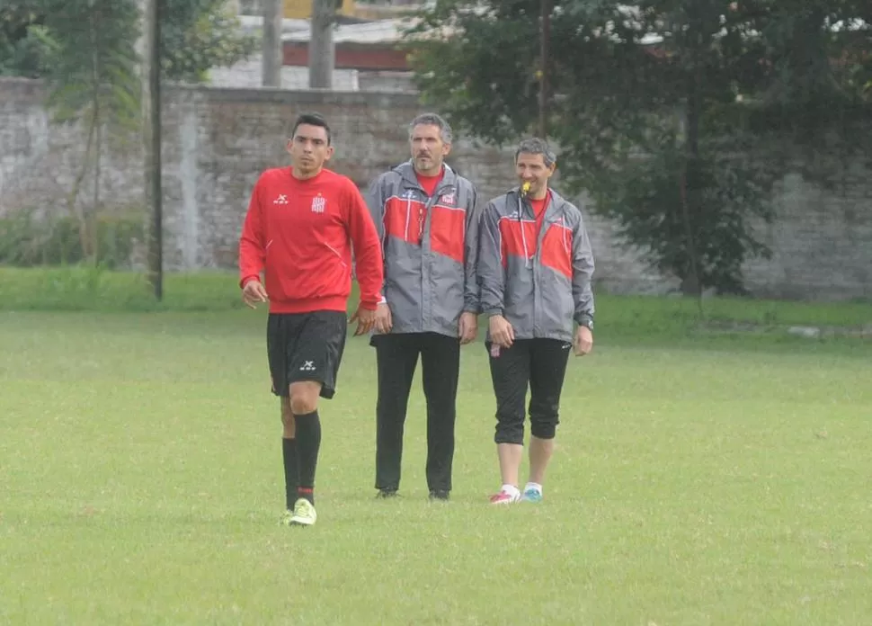 UTILITARIO. Rolando Serrano respondió cada vez que el cuerpo técnico confió en sus condiciones. El defensor puede cumplir distintos roles en el campo. la gaceta / foto de antonio ferroni (archivo)