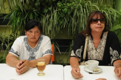 Un testigo dijo que vio agresiones contra los policías