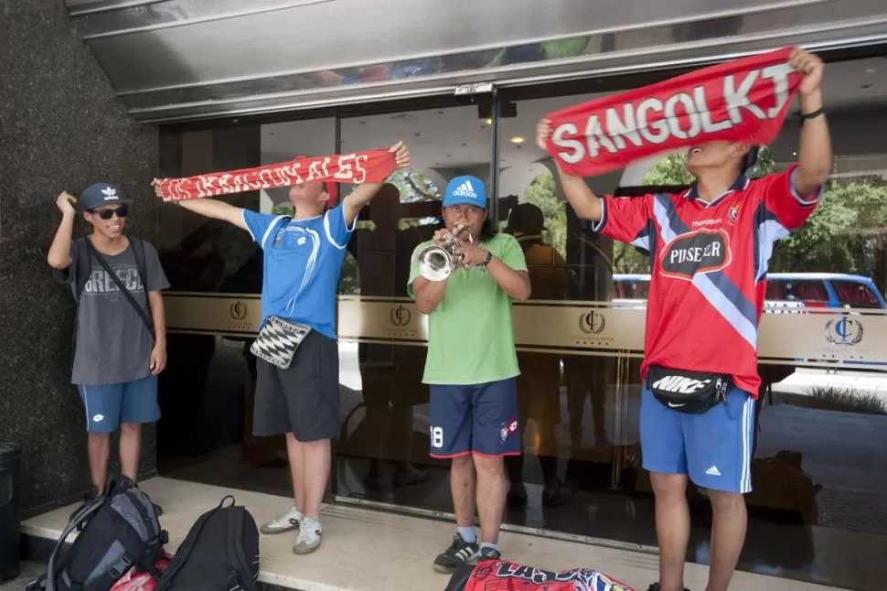 FE. Los ecuatorianos llegaron decididos a llevarse la victoria del Monumental.  