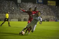 Atlético se cae y se levanta