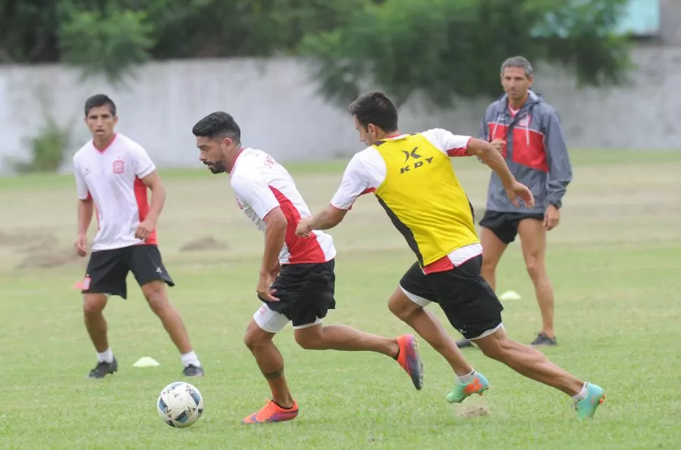 TRANQUILIDAD ANTE TODO. Galeano apuesta a sacarle provecho al parate para llegar 10 puntos a la reanudación del torneo. la gaceta / fotos de franco vera