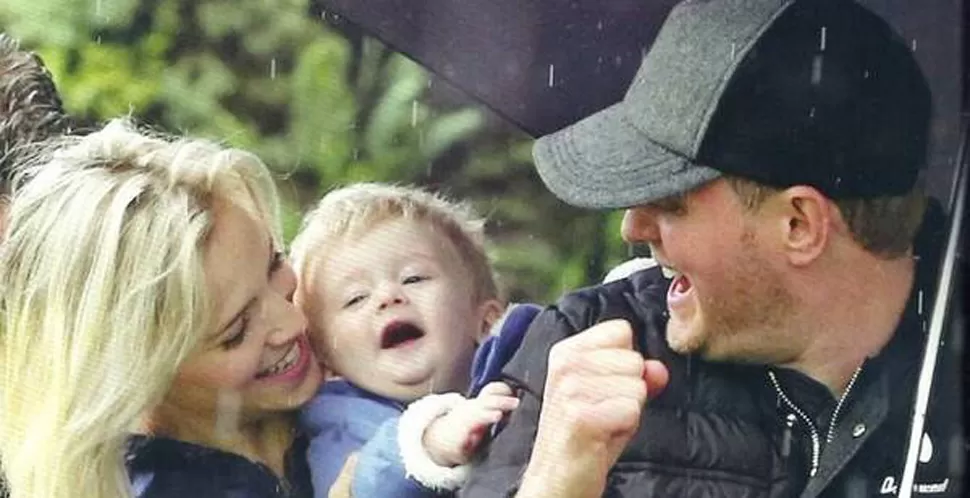 SON BUENAS. Luisana Lopilato, Michael Bublé y Noah.