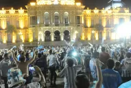 En los festejos, hinchas de Atlético se enfrentaron con la Policía: hubo tres detenidos