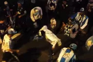 Entre lágrimas, un hincha de Atlético denunció que los dejaron varados en Ecuador