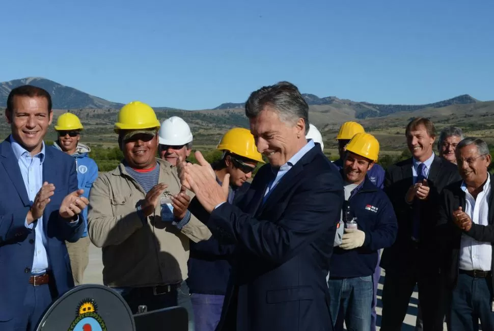 OMISIÓN. Macri habló ayer en Neuquén, pero no mencionó el acuerdo del Estado con el Correo Argentino. Dyn