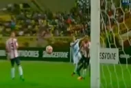 Video: el disparo de Leandro González que se estrelló en el palo