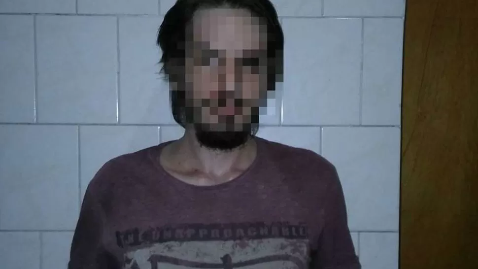 UNO DE LOS DETENIDOS. foto tomada de Clarin.com