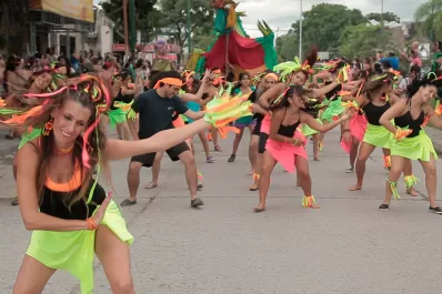 Más de 200 artistas participaron en el festejo de carnaval en Yerba Buena