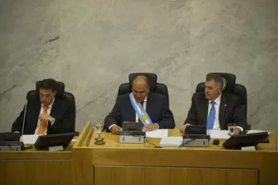 Manzur abrirá el año legislativo entre anuncios y un balance