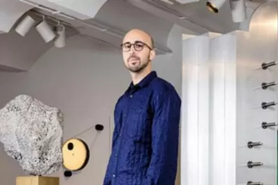 Fue deportado un argentino que es dueño de una galería de arte en Nueva York