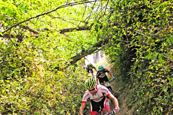 Gasco voló en Paraguay