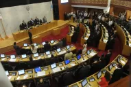 Manzur, entre una oda al Bicentenario y algunos anuncios