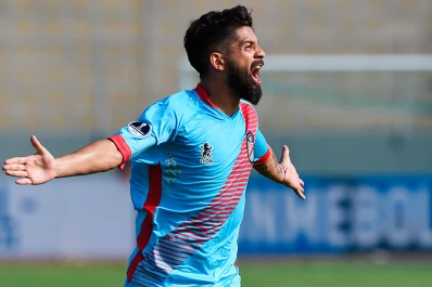 Arsenal sacó pecho en Perú y derrotó a Juan Aurich