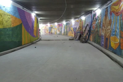 Video: el túnel de la Mendoza está terminado pero no saben cuándo lo inaugurarán