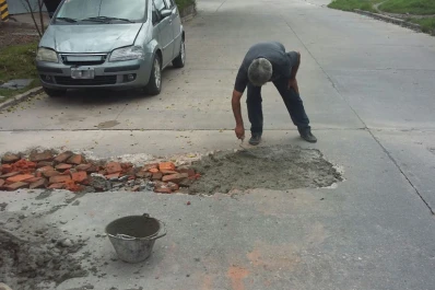 En La Trinidad las aguas servidas fluyen por las calles de los barrios