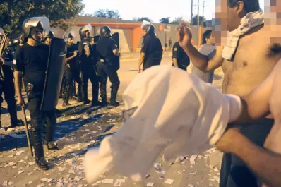 El Gobierno quiere penas más duras para quienes insulten o agredan a los policías