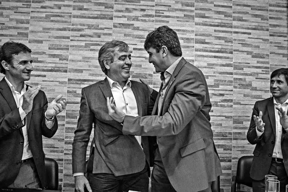 ACUERDO. Fabián Soria, decano de la UTN, y José Cano durante el acto. utn