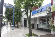 Un policía fue baleado en un tiroteo