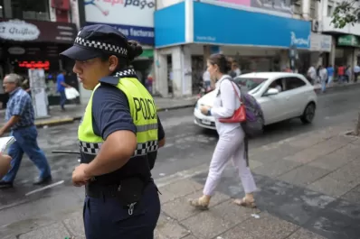 #Mujeresque... protegen, educan, gestionan, misionan, viajan y alientan