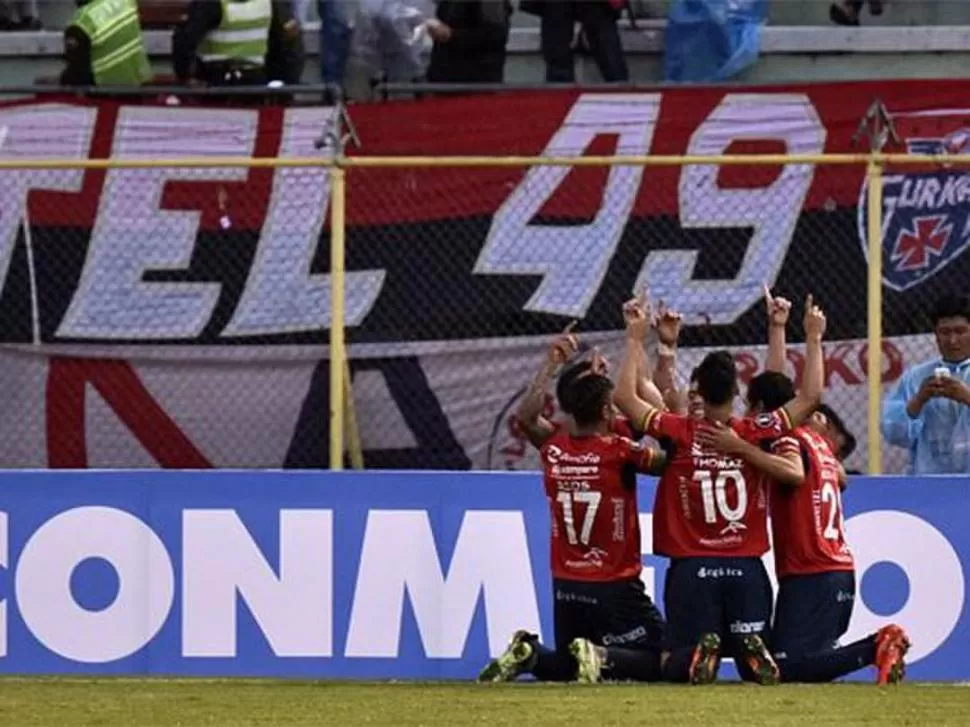 CELEBRACIÓN BOLIVIANA. Wilstermann sorprendió con su contundencia. espn